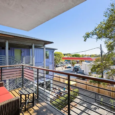 Boutique Vera Hotel In The Heart Of Folly Beach Exterior photo