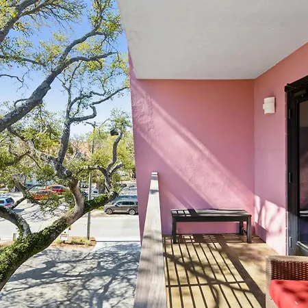 Boutique Vera Hotel In The Heart Of Folly Beach Exterior photo