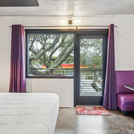Boutique Vera Hotel In The Heart Of Folly Beach Exterior photo