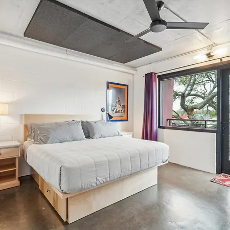 Boutique Vera Hotel In The Heart Of Folly Beach Exterior photo