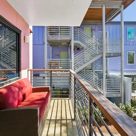 Boutique Vera Hotel In The Heart Of Folly Beach Exterior photo