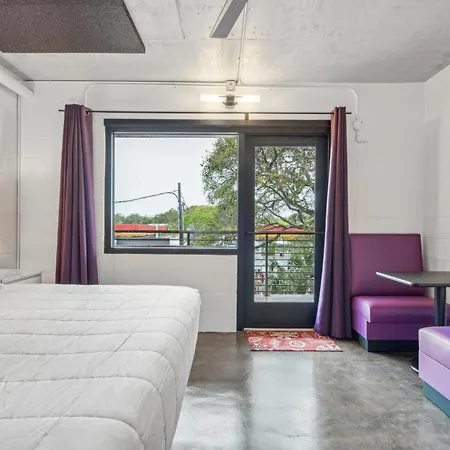 Boutique Vera Hotel In The Heart Of Folly Beach Exterior photo